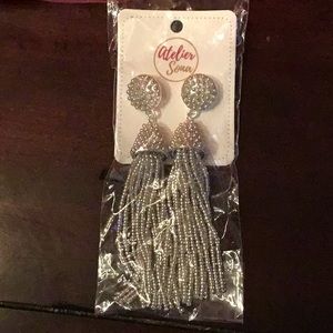 Women’s SZ Medium Silver Beaded Tassels Earrings